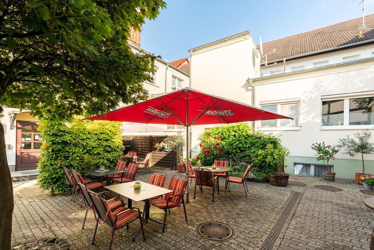 Hotel & Restaurant Stadt Genthin Ngoại thất bức ảnh