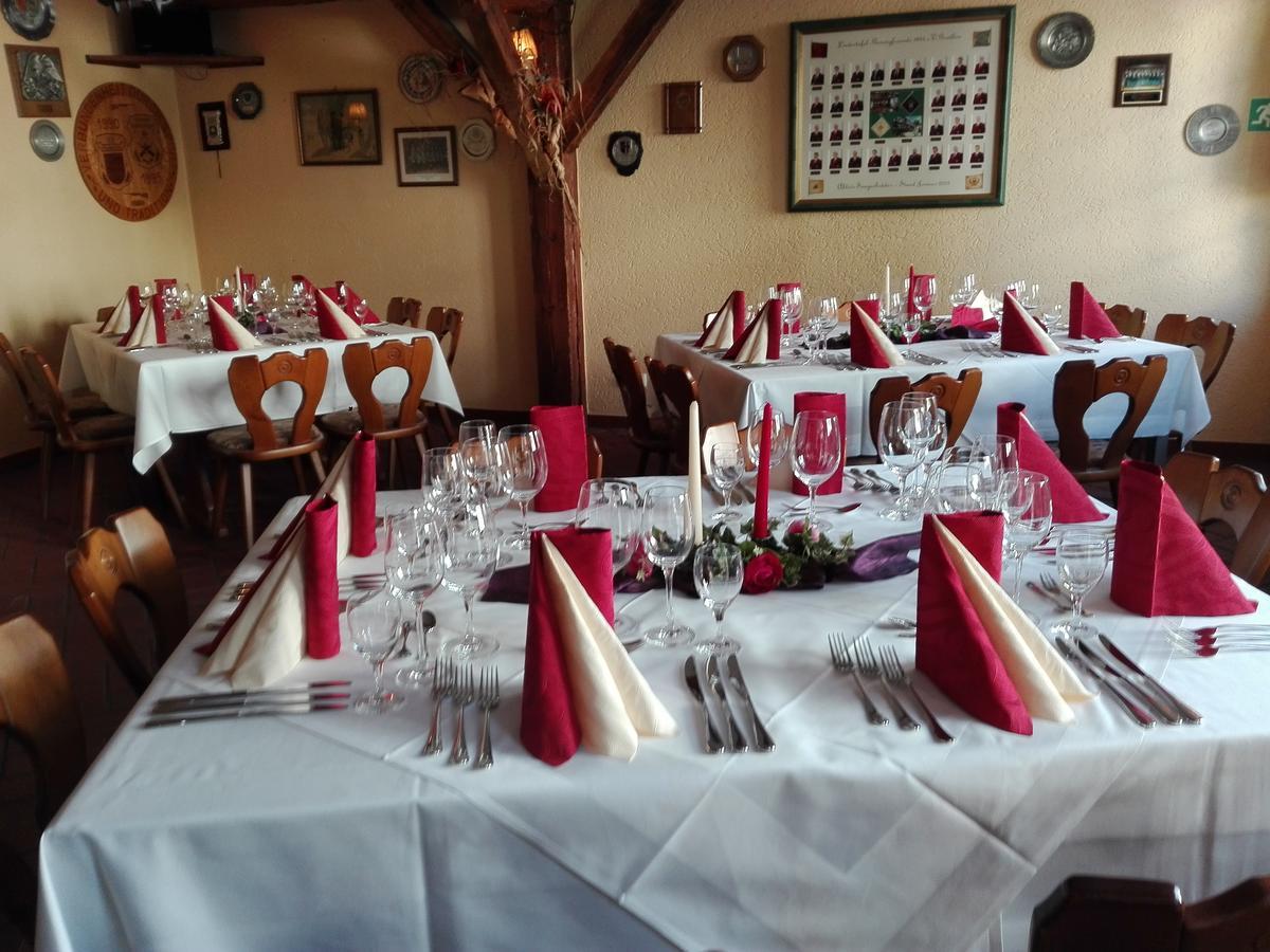 Hotel & Restaurant Stadt Genthin Ngoại thất bức ảnh